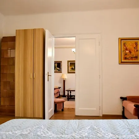 Royal Palace At Belgrade-vracar Apartment Belgrade