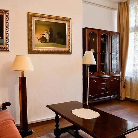 Royal Palace At Belgrade-vracar Daire Belgrad